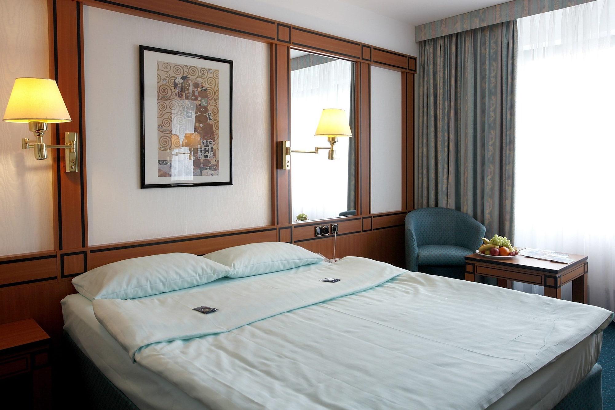 Hotel Amadeus Frankfurt Frankfurt am Main Dış mekan fotoğraf