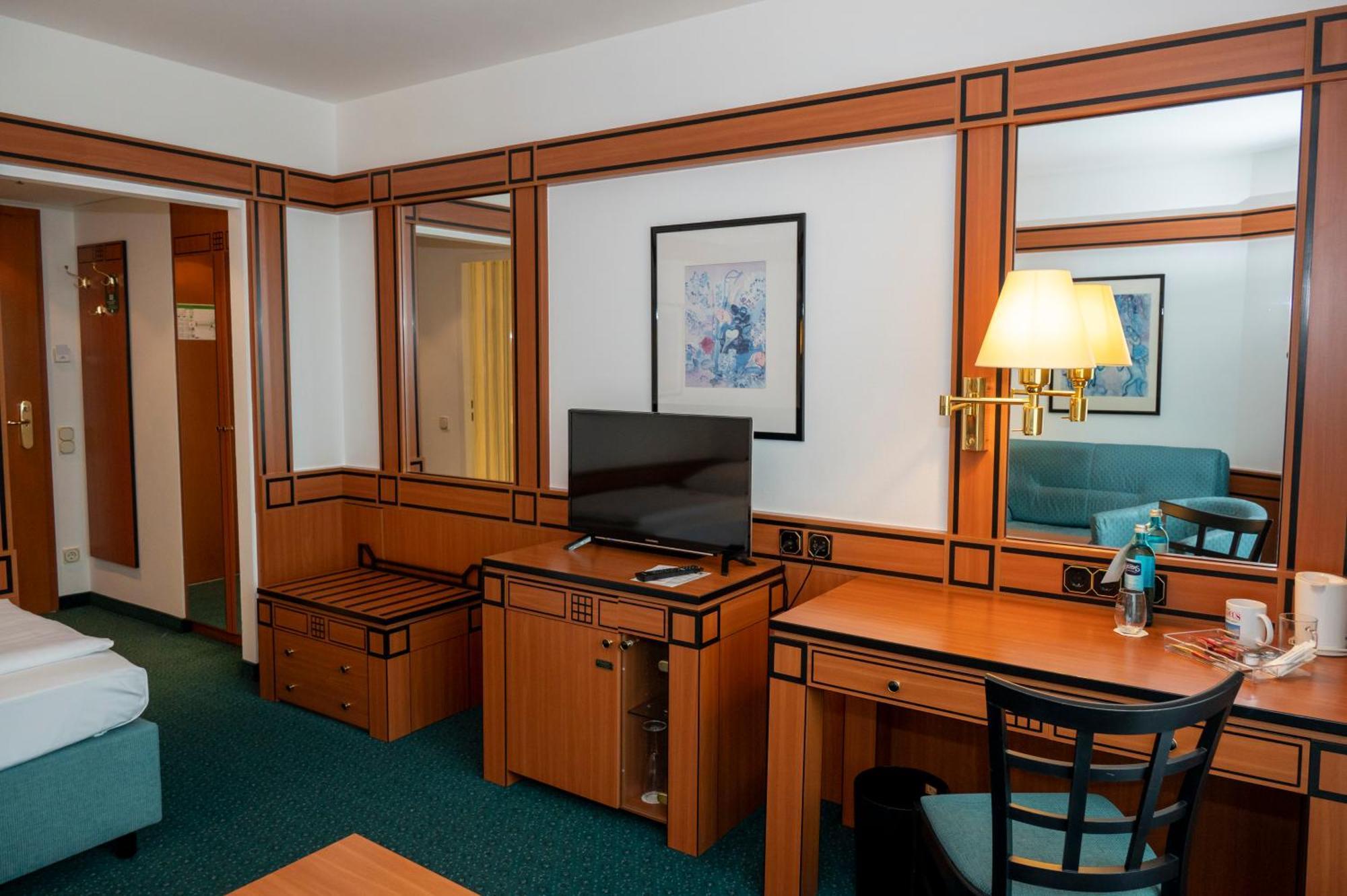 Hotel Amadeus Frankfurt Frankfurt am Main Dış mekan fotoğraf