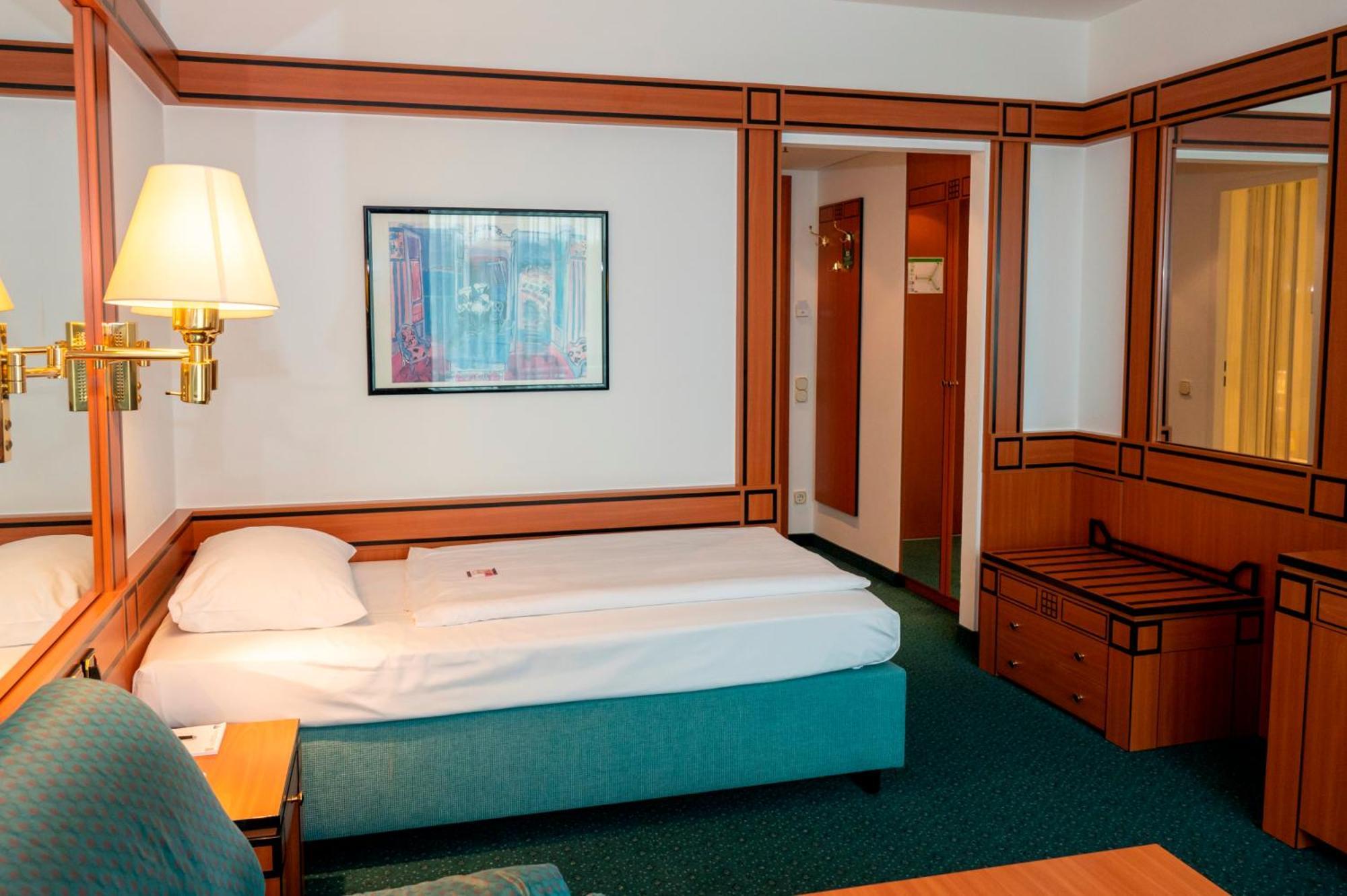Hotel Amadeus Frankfurt Frankfurt am Main Dış mekan fotoğraf